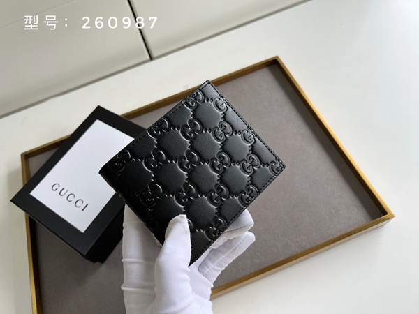 グッチ財布コピー側面デザイン